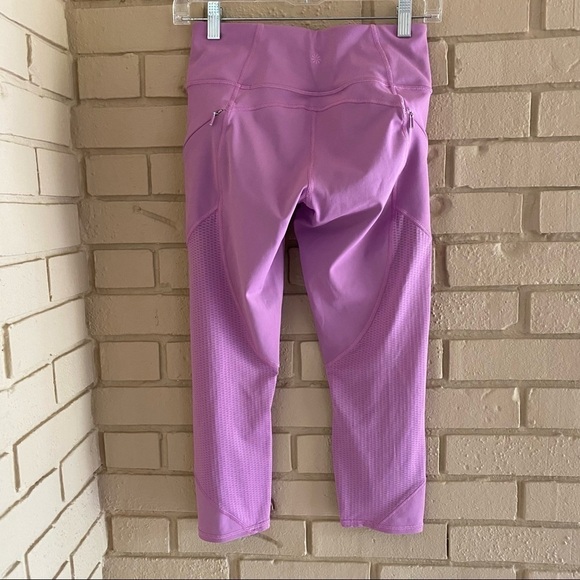 Athleta Violet Mesh Contender Capri Leggings Size XS Zip Pockets Running - Picture 4 of 9